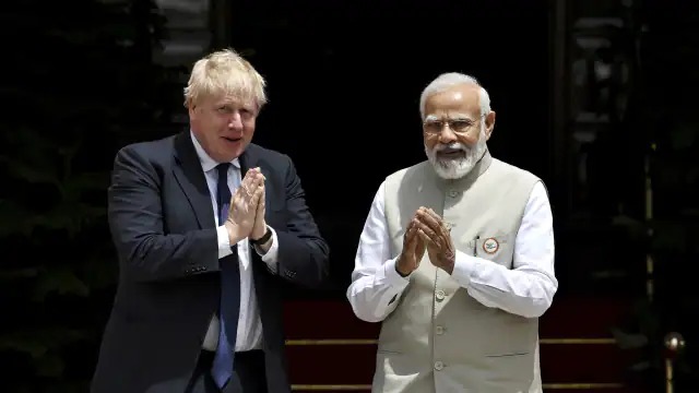 प्रधानमंत्री मोदी ने ब्रिटिश PM बोरिस जॉनसन के साथ की बैठक में -युध्द विराम पर चर्चा