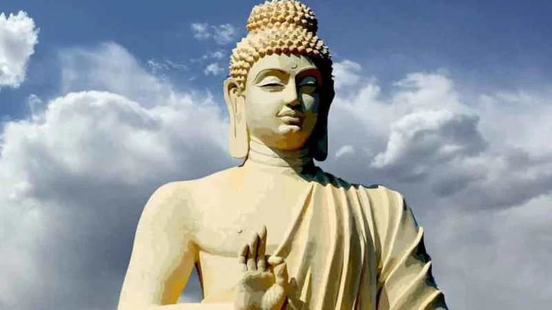 नेपाल:भगवान बुद्ध की जन्मस्थली लुंबिनी पहुंचे पीएम मोदी, माया देवी मंदिर का किया दर्शन 