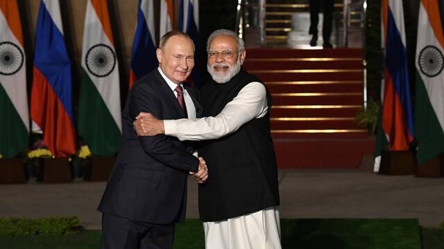 रूस के बाजार में खुलेंगे भारतीय स्टोर्स, रूसी राष्ट्रपति व्लादिमीर पुतिन ने दी जानकारी