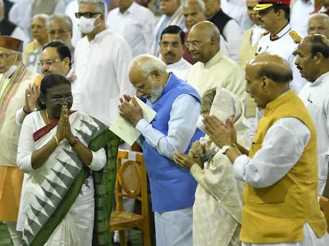 पीएम मोदी:राष्ट्रपति मुर्मू का पदभार ग्रहण करना ऐतिहासिक क्षण हैं