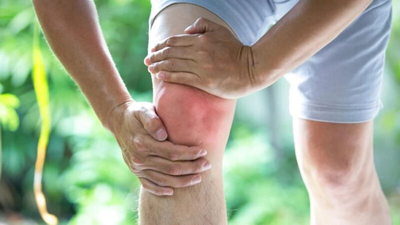 Arthritis Pain : सर्दियों में बढ़ जाता है जोड़ों का दर्द? राहत के लिए करें ये काम