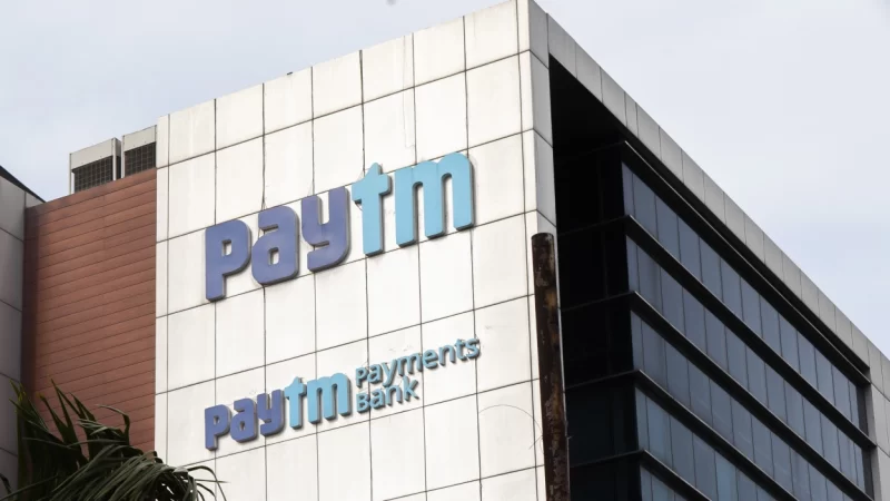 Paytm का IPO अपने सबसे निचले स्तर पर, एक लाख के शेयर खरीदने वाले के पास रह गए मात्र 25 हजार….
