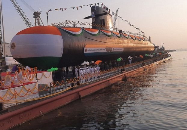 Vagir Submarine: भारतीय नौसेना में शामिल हुई ‘सैंड शार्क’,समंदर में बढ़ी भारत की ताकत