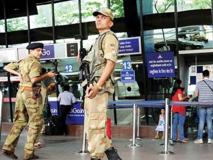 Muzaffarpur: पटना एयरपोर्ट पर CISF ने बचाई 10वीं की छात्रा की जान, बेचने की थी तैयारी￼￼