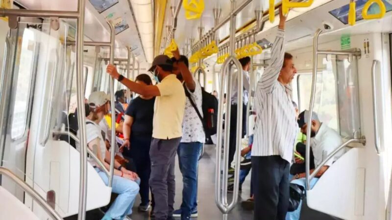 DMRC ने उठाया ये कदम Metro पर गंदी हरकत करने वालों पर होगी कड़ी कार्रवाई