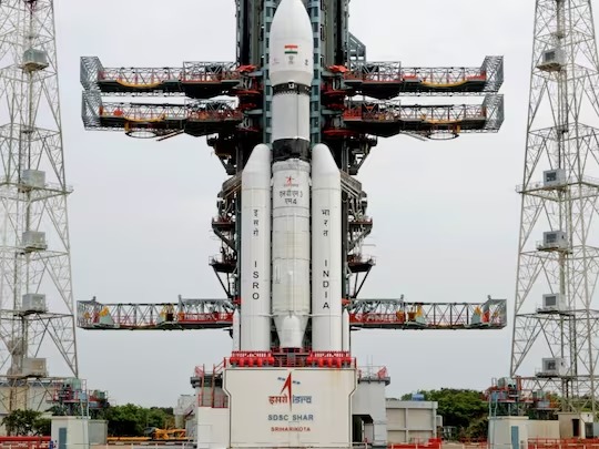 ISRO चंद्रयान-3 का लॉन्च आज दोपहर श्रीहरिकोटा से करेगा,इसरो तीसरे चंद्र मिशन के लिए तैयार