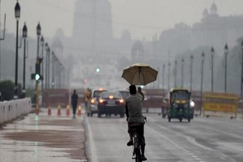दिल्ली-NCR में बारिश ने दिलाई लोगों को उमस भरी गर्मी से राहत, मौसम विभाग ने और बारिश होने कि जताई सम्भावना…