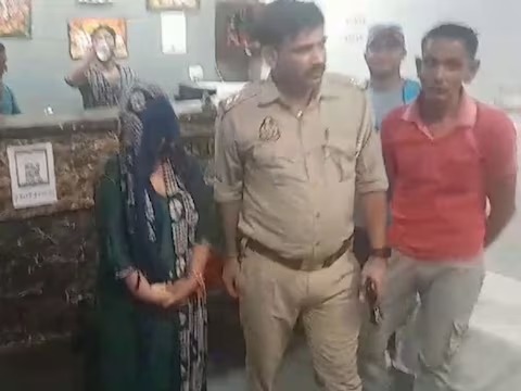 मथुरा में एक मुस्लिम युवक हिंदू महिला के साथ होटल में पकड़ा गया ,फर्जी आईडी कार्ड पर लिया था कमरा