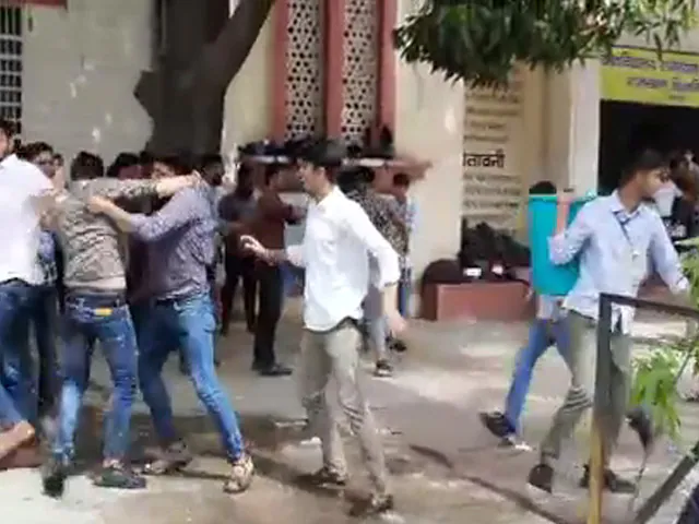 Raipur: फ्रेशर पार्टी को लेकर हुआ था विवाद, छह से सात बदमाशों ने मिलकर एक छात्र की जमकर कि पिटाई…